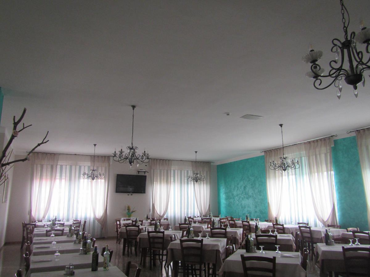 Hotel Lo Scoglio à Castelnuovo del Garda Extérieur photo