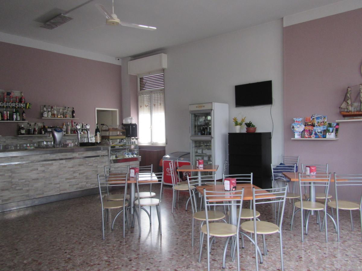 Hotel Lo Scoglio à Castelnuovo del Garda Extérieur photo